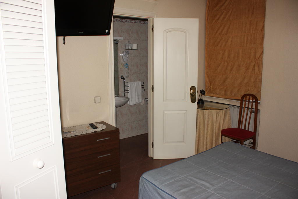 Hostal Artico Madrid Habitación foto